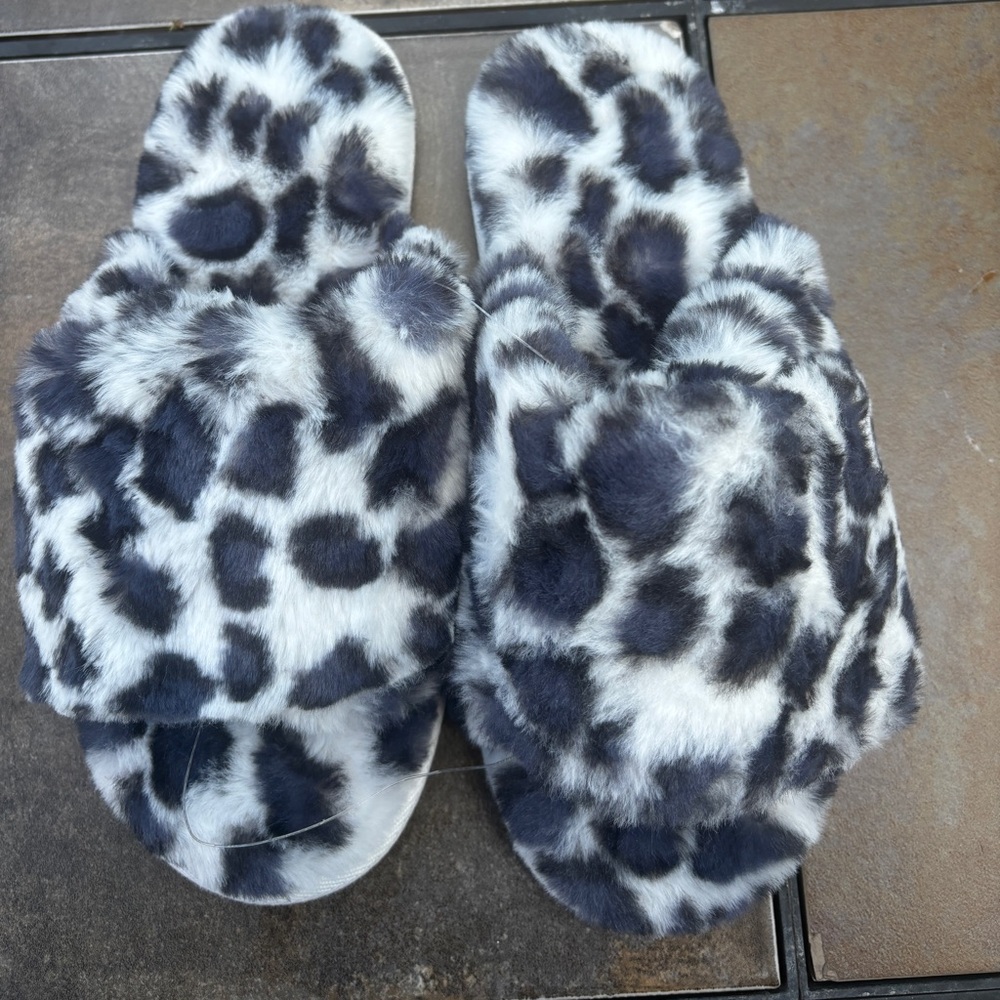 Aerie Cheetah Slippers Size 8-9